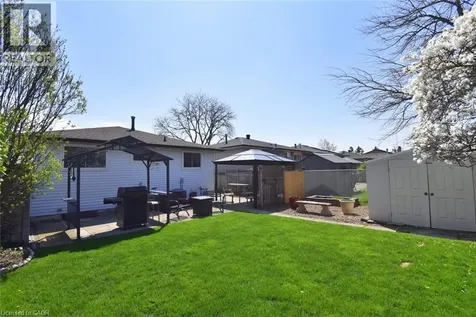 181 Lawnhurst Drive Hamilton ON L8V 4R2