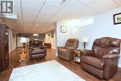 181 Lawnhurst Drive Hamilton ON L8V 4R2