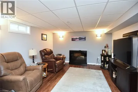 181 Lawnhurst Drive Hamilton ON L8V 4R2