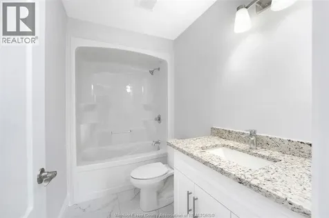 134 Tuscany Trail Chatham ON N7M 0A7