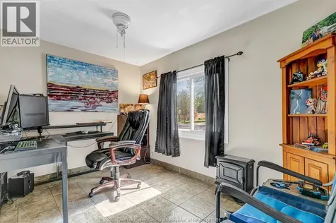 3376 Byng Windsor ON N8W 3H4