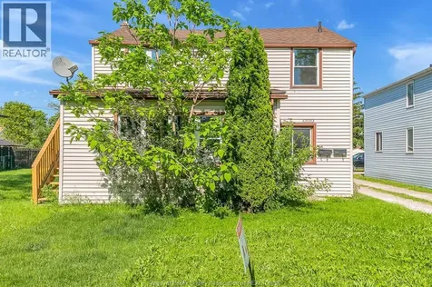 3376 Byng Windsor ON N8W 3H4