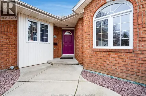 137 Division Street North Kingsville ON N9Y 1E3