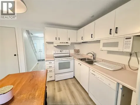 10664 Atwater Crescent Windsor ON N8N 2T1