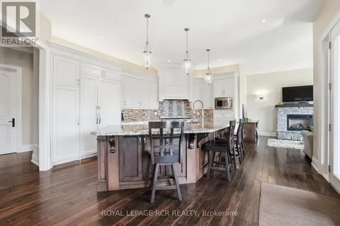 7 Proctor Avenue Caledon ON L7E 4E7
