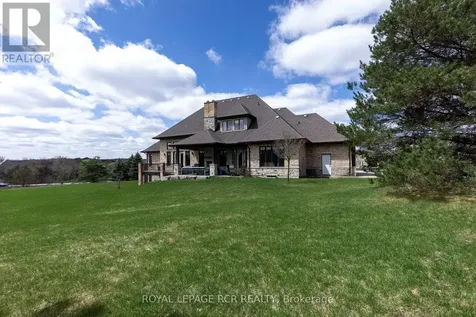 7 Proctor Avenue Caledon ON L7E 4E7