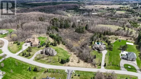 7 Proctor Avenue Caledon ON L7E 4E7