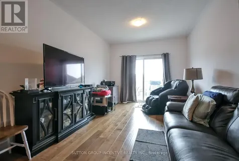 127 Isabella Drive Orillia ON L0K 8K7