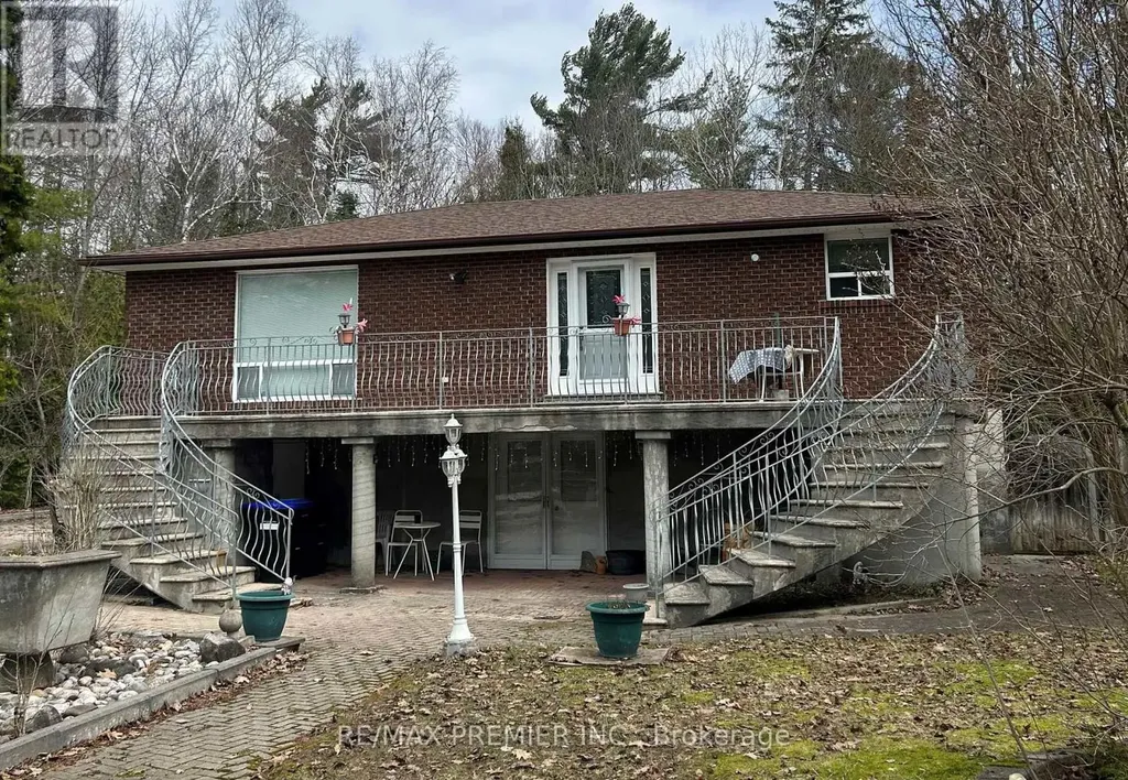 61 Cedar Lane Drive Wasaga Beach ON L9Z 2S1