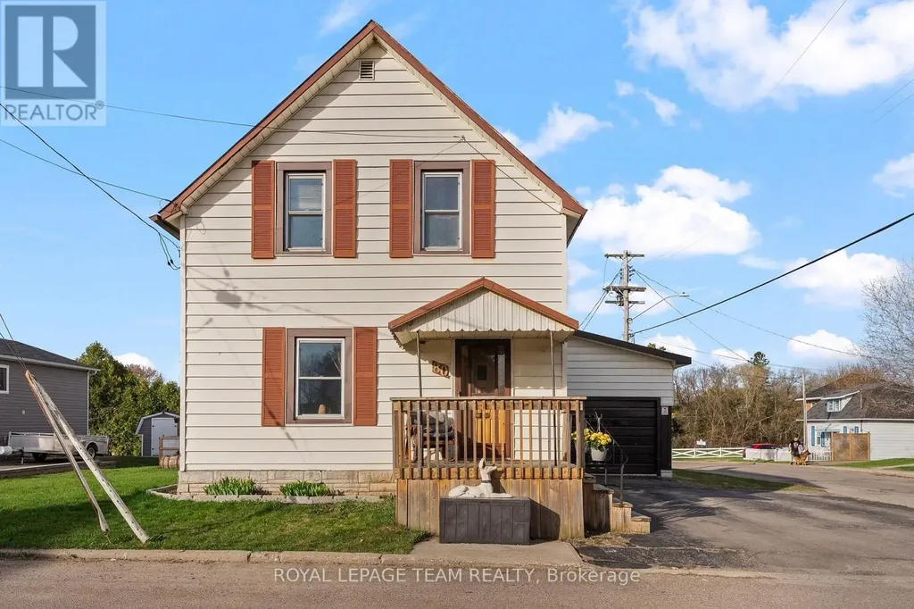 80 Bank Street South Renfrew ON K7V 2E6