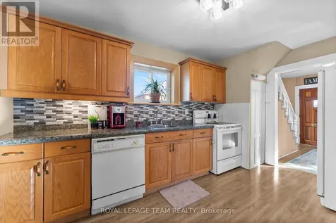80 Bank Street South Renfrew ON K7V 2E6