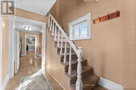 80 Bank Street South Renfrew ON K7V 2E6