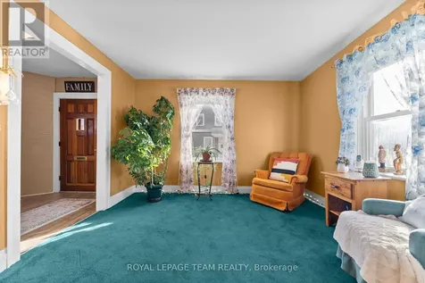 80 Bank Street South Renfrew ON K7V 2E6