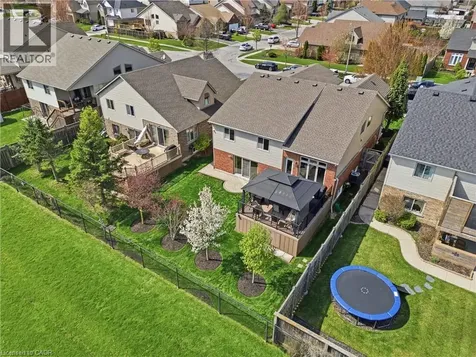 8684 Mcgarry Drive Niagara Falls ON L2H 3N7