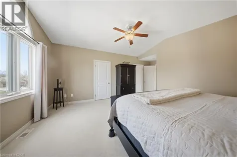 8684 Mcgarry Drive Niagara Falls ON L2H 3N7