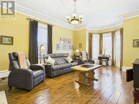 276 Durham Street Kincardine ON N2Z 2X9