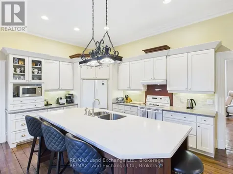 276 Durham Street Kincardine ON N2Z 2X9