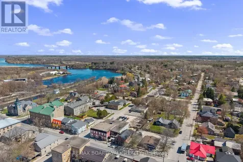 211 St.lawrence Street Merrickville-wolford ON K0G 1N0