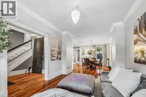 40 Stanley Avenue Hamilton ON L8P 2L1