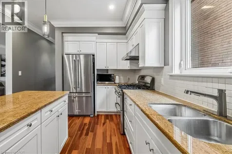40 Stanley Avenue Hamilton ON L8P 2L1
