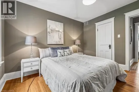 40 Stanley Avenue Hamilton ON L8P 2L1
