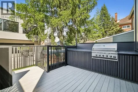 40 Stanley Avenue Hamilton ON L8P 2L1