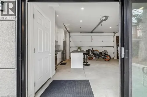 40 Stanley Avenue Hamilton ON L8P 2L1