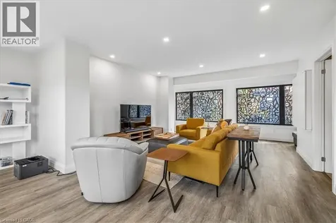40 Stanley Avenue Hamilton ON L8P 2L1