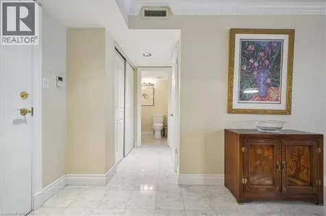 130 Carlton Street Toronto ON M5A 4K3