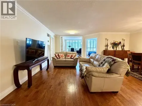 130 Carlton Street Toronto ON M5A 4K3