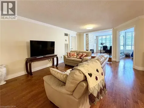 130 Carlton Street Toronto ON M5A 4K3
