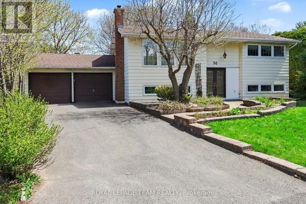 30 Juniper Court Ottawa ON K2E 5M6