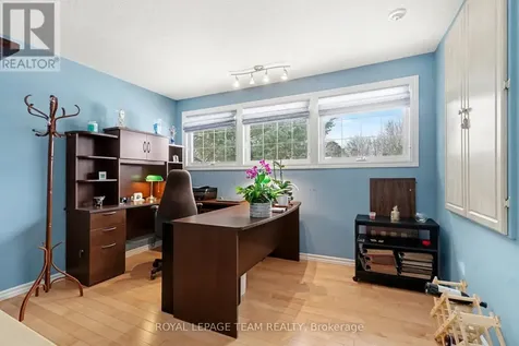 30 Juniper Court Ottawa ON K2E 5M6