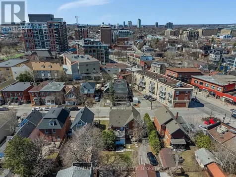 11 Sherbrooke Avenue Ottawa ON K1Y 1R8
