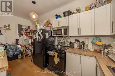 11 Sherbrooke Avenue Ottawa ON K1Y 1R8