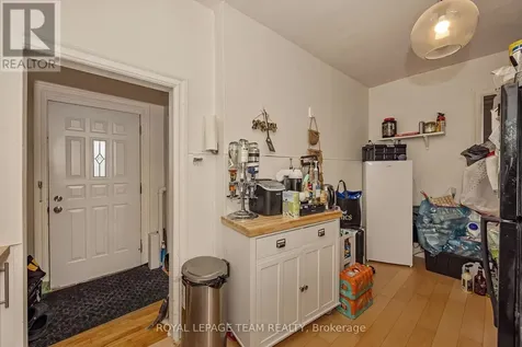 11 Sherbrooke Avenue Ottawa ON K1Y 1R8