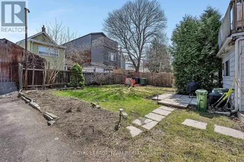11 Sherbrooke Avenue Ottawa ON K1Y 1R8