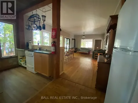 25 Garden Island North Kawartha ON K0L 1A0