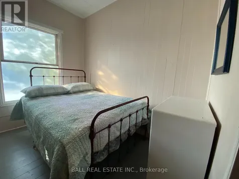 25 Garden Island North Kawartha ON K0L 1A0