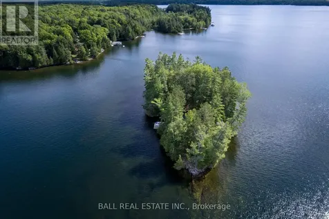 25 Garden Island North Kawartha ON K0L 1A0