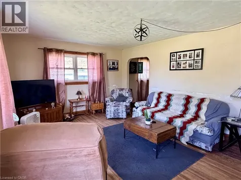 23 Erie Avenue South Fisherville ON N0A 1G0
