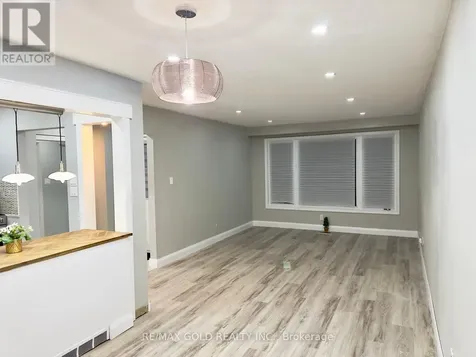 156 Mooregate Crescent Kitchener ON N2M 2G1