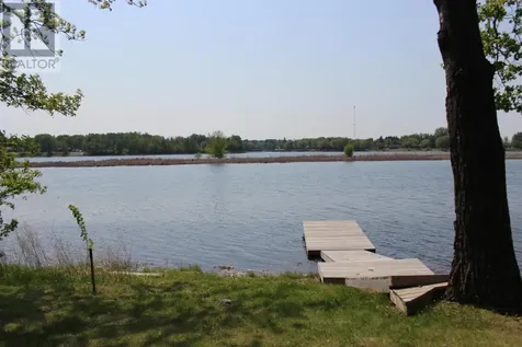 51 Grant Drive Rainy River ON P0W 1L0