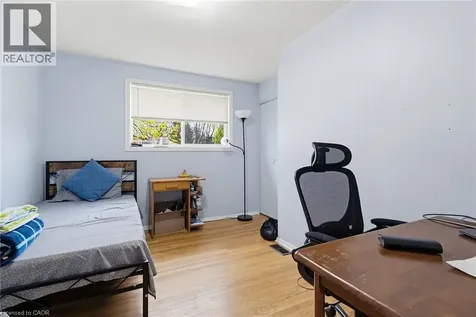 55 Yarmouth Court Hamilton ON L8S 3E2