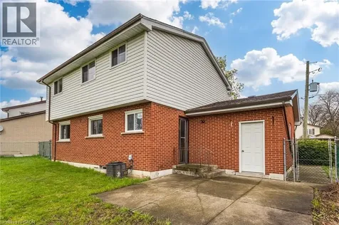 55 Yarmouth Court Hamilton ON L8S 3E2