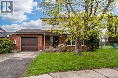 55 Yarmouth Court Hamilton ON L8S 3E2