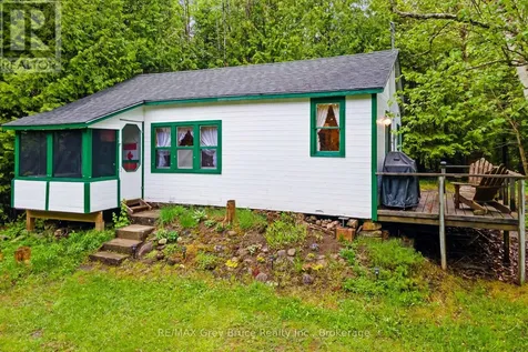 6726 Highway 6 Northern Bruce Peninsula ON N0H 2R0