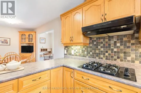 5 Blake Court Wasaga Beach ON L9Z 1R8