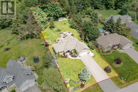5 Blake Court Wasaga Beach ON L9Z 1R8