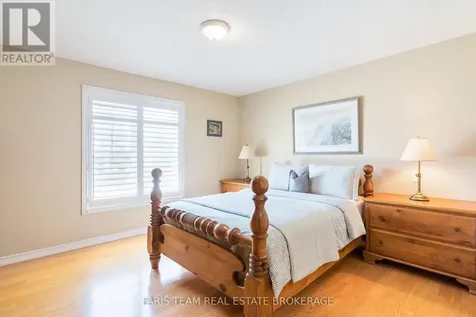 5 Blake Court Wasaga Beach ON L9Z 1R8